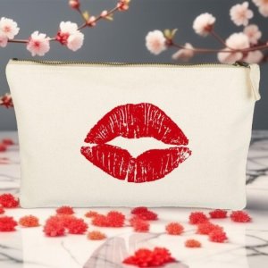 kiss makeup pouch